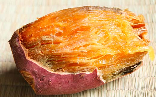 <2026年秋収穫分 先行予約> 上品な甘さの【シルクスイート】1kg （栽培期間中、農薬、化学肥料不使用） さつまいも サツマイモ 芋 F3S-2615