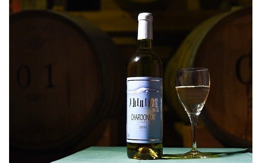月山山麓 赤・白 ワイン ＜シャルドネヴィンテージ・バレルブレンディッド＞（720ml×2本）《山形県産ぶどう100％》　018-E-CK012