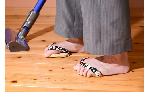 【織田信長も愛用】整体師監修 手編み 足半草履（あしなかぞうり）・女性用「桜（さくら）」　024-H-KZ017