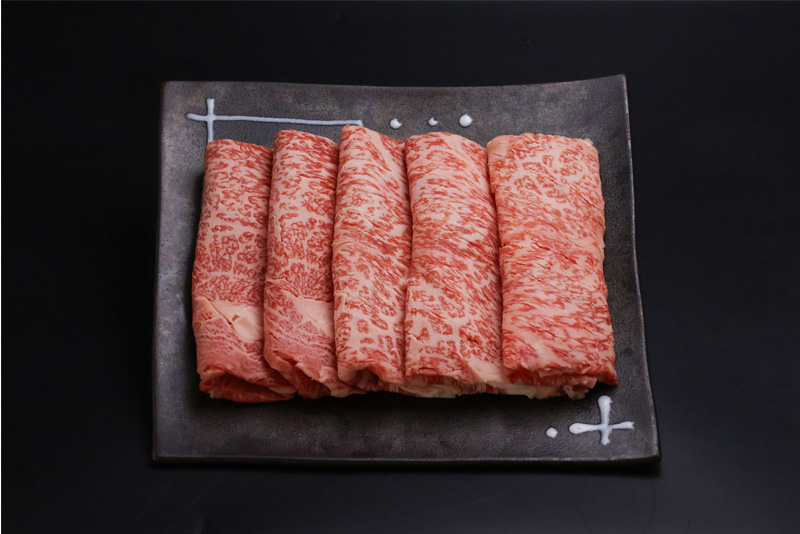 【45営業日以内配送】幸せを運ぶ牛《幸生牛》希少牛 ロースすき焼き用 1kg（500g×2パック） 043-D-YL037 1kg（500g×2パック）