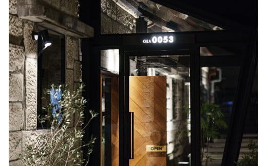 佐藤繊維 セレクトショップ GEA 商品券 9万円分(1,000円×90枚) 【 ファッション 服 洋服 小物 雑貨 アイテム Sato-S2 ギフト券 食事券 利用券 補助券 チケット 観光 旅行 ハイブランド 欧州 世界 日本 東北 山形 寒河江 】300-J-SS006