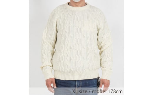 【ユニセックス】ミドルゲージケーブルセーター（ダークブルー・M）　052-H-SS031-DBM ダークブルー M