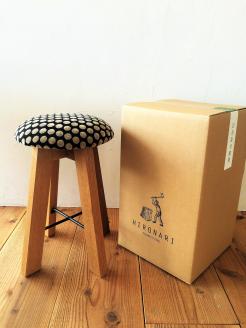 キノコスツール (ドット) 1脚 山形県 東根市 hi051-020