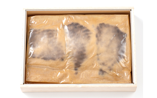 【肉の旭屋】 米沢牛えぼし漬けモモ 210g(3枚入)×2箱 『(株)