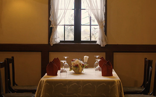 欧風レストラン「西洋葡萄」季節のフルコース ペアお食事