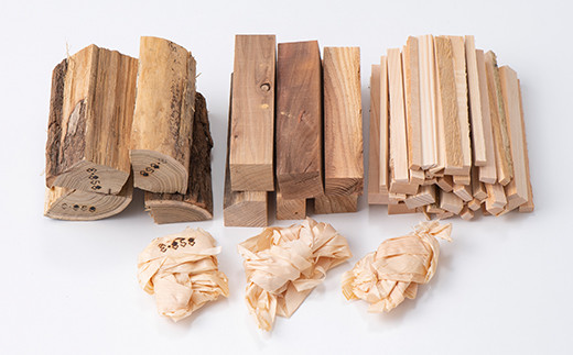 《火のごちそう FIREWOOD MIX》 薪 ミニサイズ 約2～3kg 『(有)遠