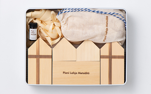 《森のおすそわけ Pieni Lahja Metsalta (クロスチェック青缶)》) 