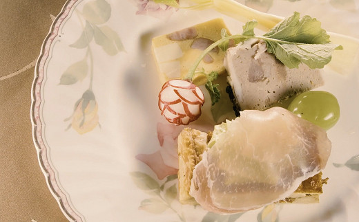 欧風レストラン「西洋葡萄」 御食事券 3枚 (計15,000円分) 『