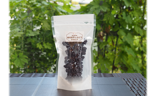 【令和8年産先行予約】 デラウェア 1箱 (5房前後入り) ＋ 漆