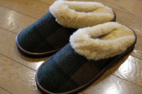 【Lサイズ・グリーン系】ボア・ボアスリッパ 1足