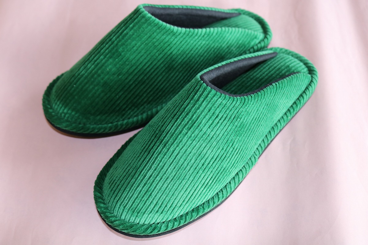 ☆緑・Mサイズ☆【軽くてやわらか】コールテンソフトスリッパ