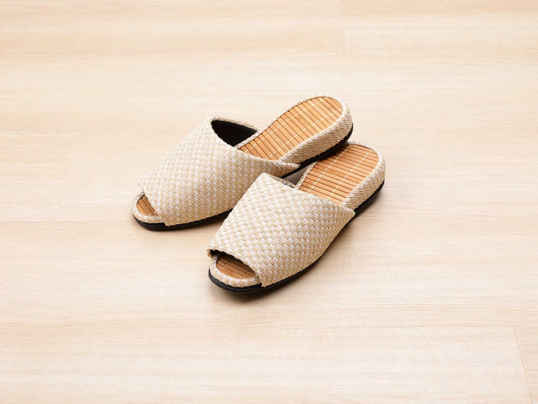 「かぐや姫」スリッパ（赤+ベージュの２足セット）