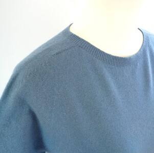 カシミヤレディースセーター立体袖プルオーバー　Mサイズ（はなだいろ）