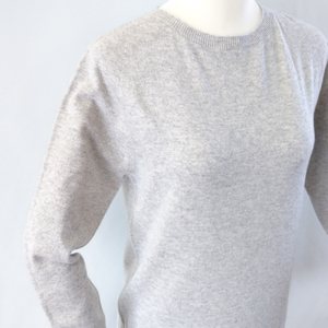 カシミヤレディースセーター立体袖プルオーバー　Mサイズ（ライトグレー）