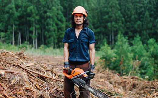 【先行予約 2023年12月発送】金山町産 乾燥楢薪 20kg【乾燥期間：半年～1年】 広葉樹 薪ストーブ キャンプ アウトドア 焚火 焚き火 暖炉 薪風呂 F4B-0295