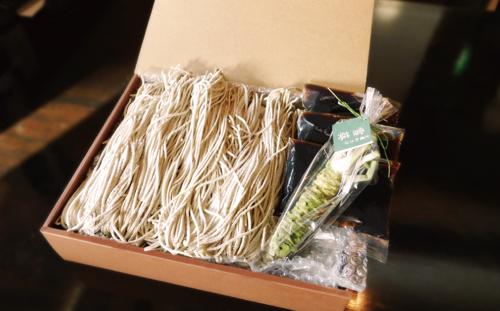 生粉打ち　十割生そば（5人前）と生わさびセット