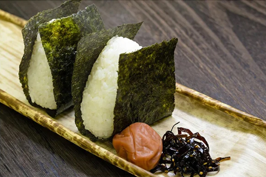 米 令和7年産 こしひかり 天日乾燥「和」 5kg 特別栽培米 精米 [農家の蔵出し米生産組合 山形県 高畠町 tk06ays900026] コメ ご飯 ごはん お米 ブランド米