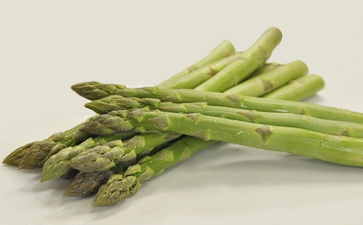 食の都庄内　庄内のグリーンアスパラ約1.2kg＆庄内豚ベーコン約500g　※令和8年3月中旬～6月上旬頃発送 [NY2-029(産直出前便)] アスパラ約1.2kg＆庄内豚ベーコン約500g