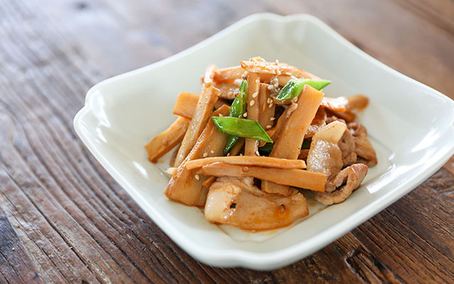 永成食品 ピリ辛メンマ 180g×1袋 クセになる辛さ ビールにピッタリ！ お酒のつまみ お弁当にも メンマ めんま ピリ辛メンマ