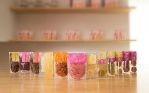 No.0661 ももがある食卓セット（10種）