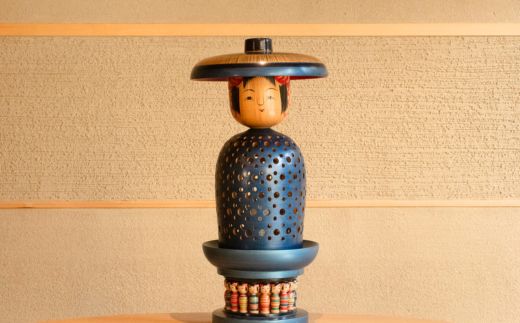 No.2840 土湯こけしのスタンドライト　陳野原幸紀作