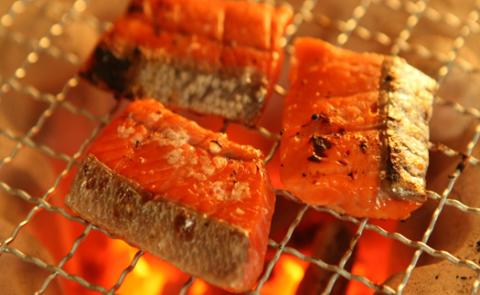 No.2198　福島名産 鮭の味ライト（鮭のこうじ漬け詰合せ）「紅葉漬」140g×１個、「民謡漬」３切入り（約135g）×１個