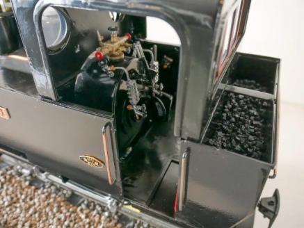 No.2470 SL製造技術を結集させた６トン蒸気機関車模型（1/10モデルミニチュア）