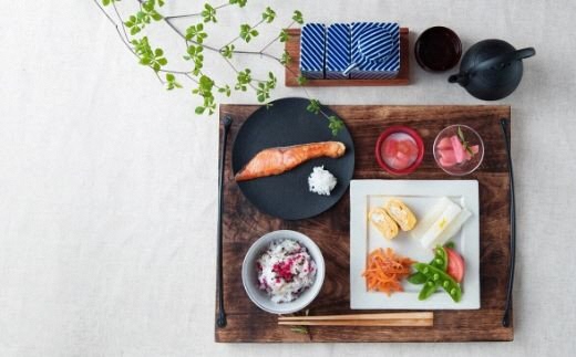 No.0661 ももがある食卓セット（10種）