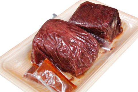 [日本三大馬刺し 会津] 会津馬刺し ランプ 100g×2｜会津 馬刺し 馬肉 赤身 福島 グルメ 会津若松市 特産品 名物 ヘルシー 国産 肉の庄治郎 馬 肉刺し 馬刺身 タレ付 本場 ギフト 贈答用 冷凍 [0547]