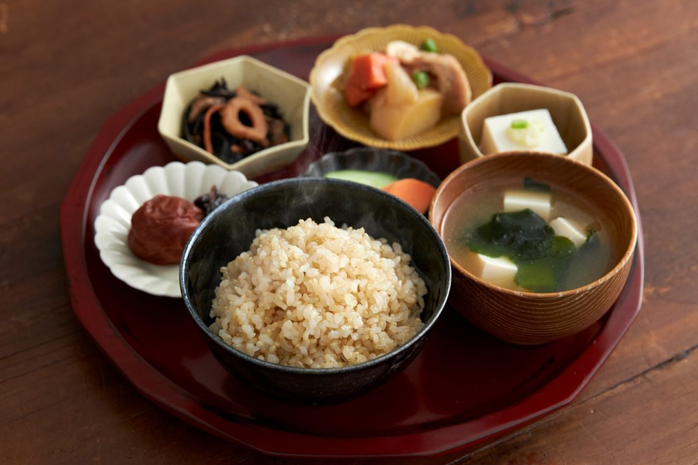 [定期便／全6回／1回目 令和8年1月下旬から1月末発送] 令和7年産 会津産コシヒカリ 米でいいの田゛玄米 計30kg (5kg×6回)｜令和7年 2025年 会津産 米 お米 こめ コメ 玄米 こしひかり 新米 [1084]