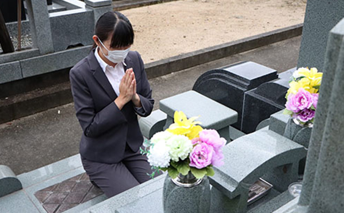 お墓参り代行サービス（献花・焼香プラン）1回