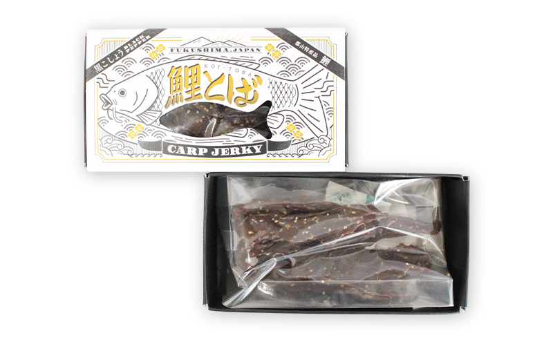 鯉とば 黒こしょう 3個箱 コイ 鯉 魚 胡椒 黒胡椒 ブラックペッパー ピリ辛 珍味 おつまみ 晩酌 旨み 旨味 国産 日本産 福島県産 あっさり 養殖 薄切り 酒のアテ 酒肴 つまみ 魚 鯉食文化 日本酒 炙り ギフト 贈答品 福島県 郡山市