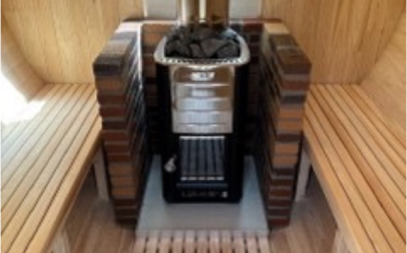 こびとの森「森のサウナ」　1人用 | 森のサウナ バレルサウナ 自然体験 森林浴 サウナ旅 国産ヒノキ ピリッと水風呂 伏流水使用 自然の癒し サウナデトックス 森の癒し 体験型返礼品 静かな森 サウナセラピー | KM002-1s 1人用