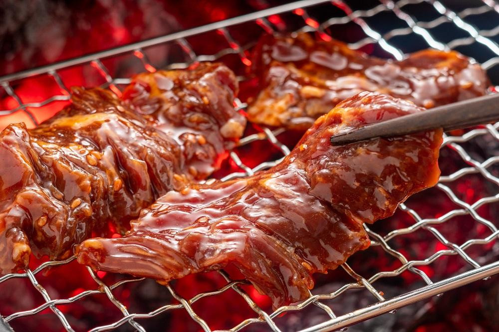 味付き牛ハラミ　200g | 特製タレ 焼くだけ 手作業で加工 焼肉 お取り寄せ バーベキュー ふるさと納税はらみ ふるさと納税ハラミ 柔らかい やわらかい 父の日 | EQ033-200g 200g