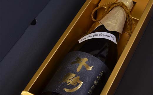 千駒 大吟醸 ～県知事賞受賞酒～ 720ml お酒 日本酒 ご褒美 プレゼント ギフト 贈り物 福島県 白河市 F24R-149