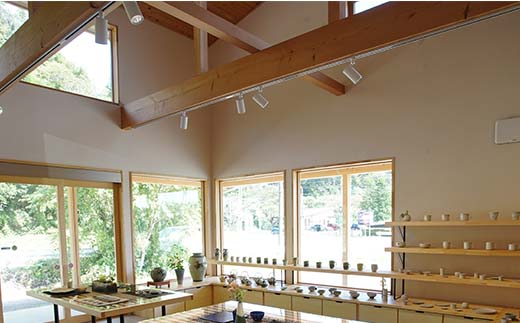 大堀相馬焼 陶芸体験 手びねりコース 1名様分 体験 体験チケット チケット 陶芸 陶芸教室 やきもの やきもの体験  F25R-028