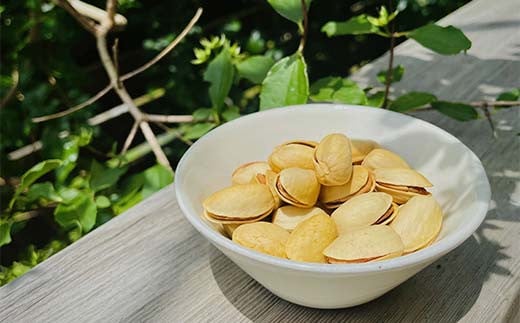 ウイスキーオークの豊かな香り 燻製ピスタチオ300g（100g×3