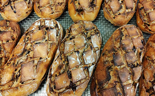 丸十製パン　もっちり食感のこだわり食パン&具材ぎっしり