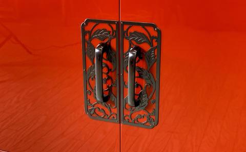 70巾桐モダンコンソールテーブル 両開 朱 〈創業明治2年、田中家具謹製〉二本松伝統家具 【田中家具】