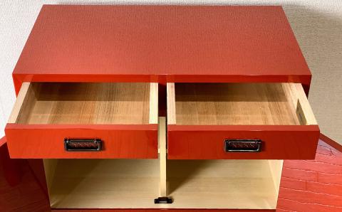 70巾桐モダンコンソールテーブル 両開 朱 〈創業明治2年、田中家具謹製〉二本松伝統家具 【田中家具】