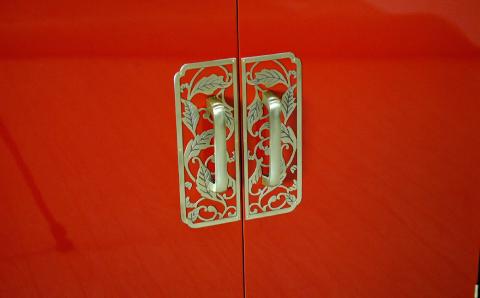 45朱塗リビングボード 朱と黒 UV漆 〈創業明治2年、田中家具謹製〉二本松伝統家具 【田中家具】