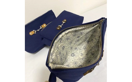 舟形ポーチ NAVY【3801701】