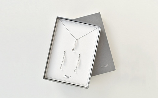 iriser（イリゼ）アンフィニ ネックレス・ピアス セット【08044】