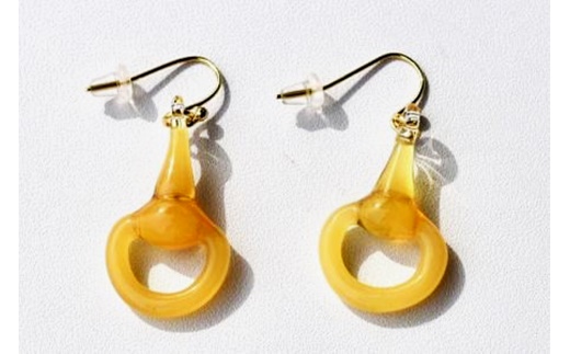 オリジナルアクセサリー ハーフビットピアス YELLOW(イヤリングに変更可)【3800801】