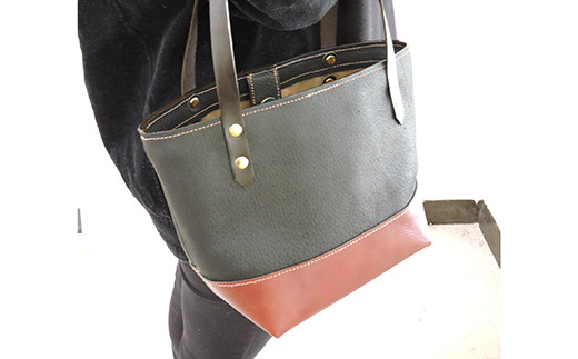 イノシシ革トートバッグ（黒×こげ茶） 　 トートバッグ バッグ カバン 鞄 ファッション F20C-345