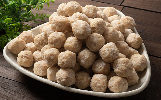 焼き鳥、鍋！なんでも使えるジューシー伊達鶏のつくね 1kg 鶏肉 伊達鶏 つくね 冷凍 ジューシー 小粒 簡単調理 福島県 伊達市 F21C-086