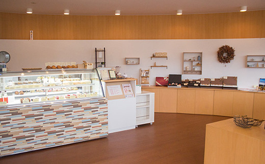 人気パティスリーの定期便 焼き菓子3ヶ月連続  お菓子 菓子 セット 詰め合わせ 詰合せ 食品 F20C-612