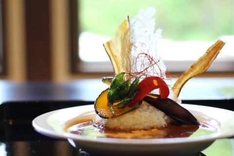 薬草の里　たか膳スパイスカレーA　※毎週金曜日午後発送