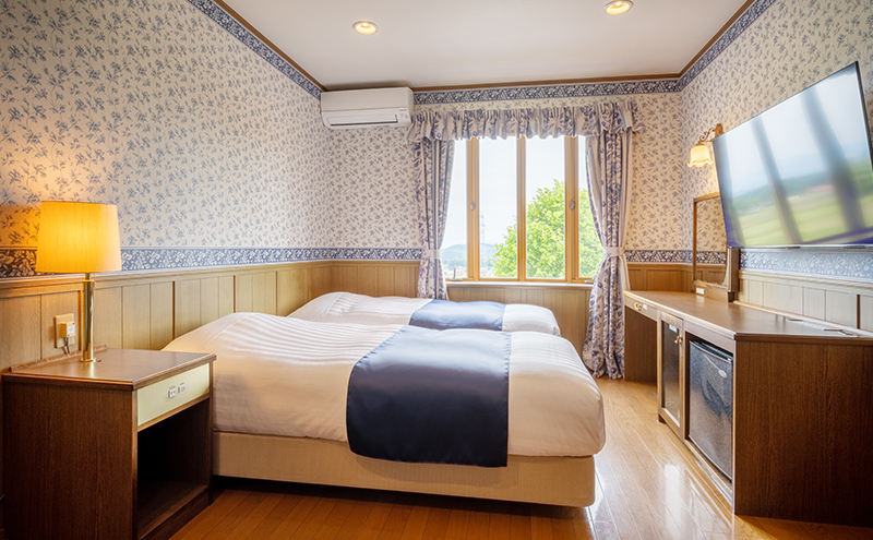 展望ひのき風呂付客室に泊まる 1泊2食付 ペア宿泊券【ヒーリングインホワイトペンション】｜旅行 宿泊 ホテル 温泉 観光 トラベル ペンション 死海風呂 福島県 猪苗代