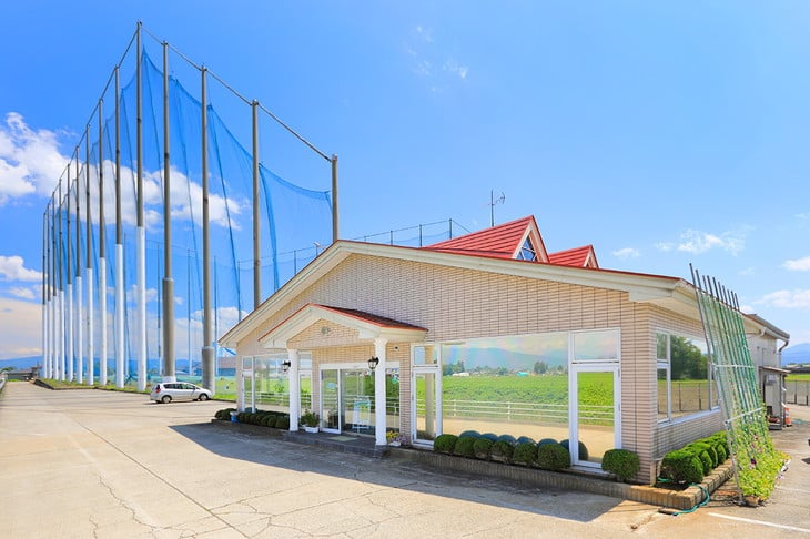 53-B　会津ゴルフガーデン練習場550球回数券 ※着日指定不可